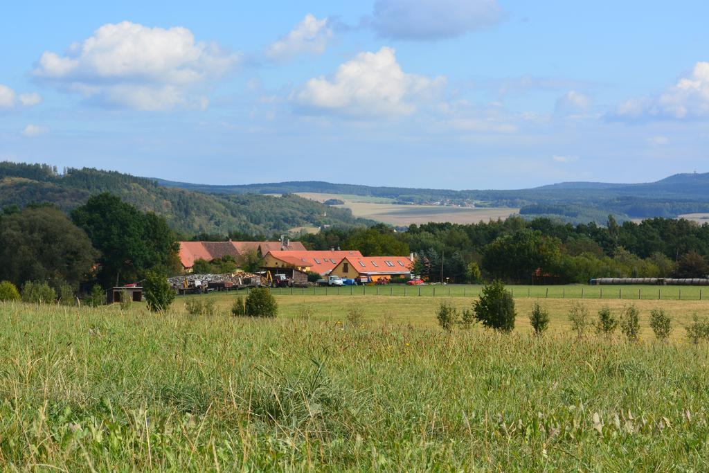 Penzion Farma Dvorec Radnice Zewnętrze zdjęcie